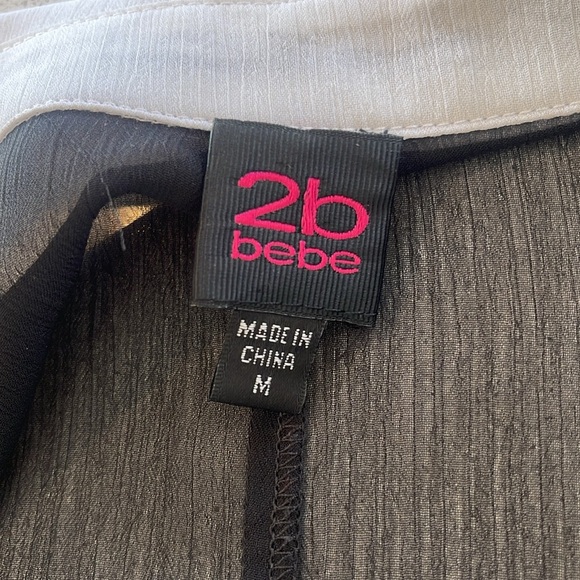 2b Bebe Long Sleeve Colorblock Shirtdress - Black/White - Size M - Picture 6 of 11